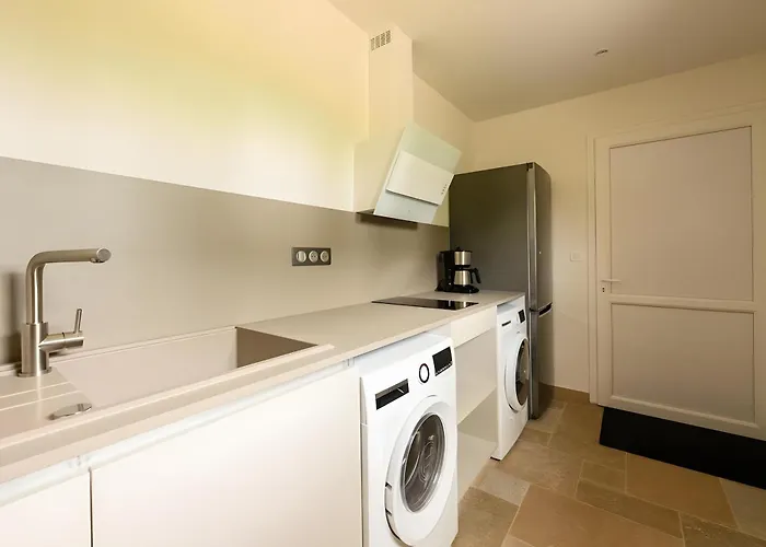 Domaine Le St Georges - Piscine *