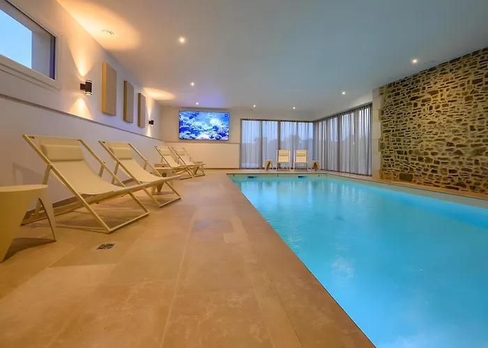 Domaine Le St Georges - Piscine Saint-Sauveur-le-Vicomte